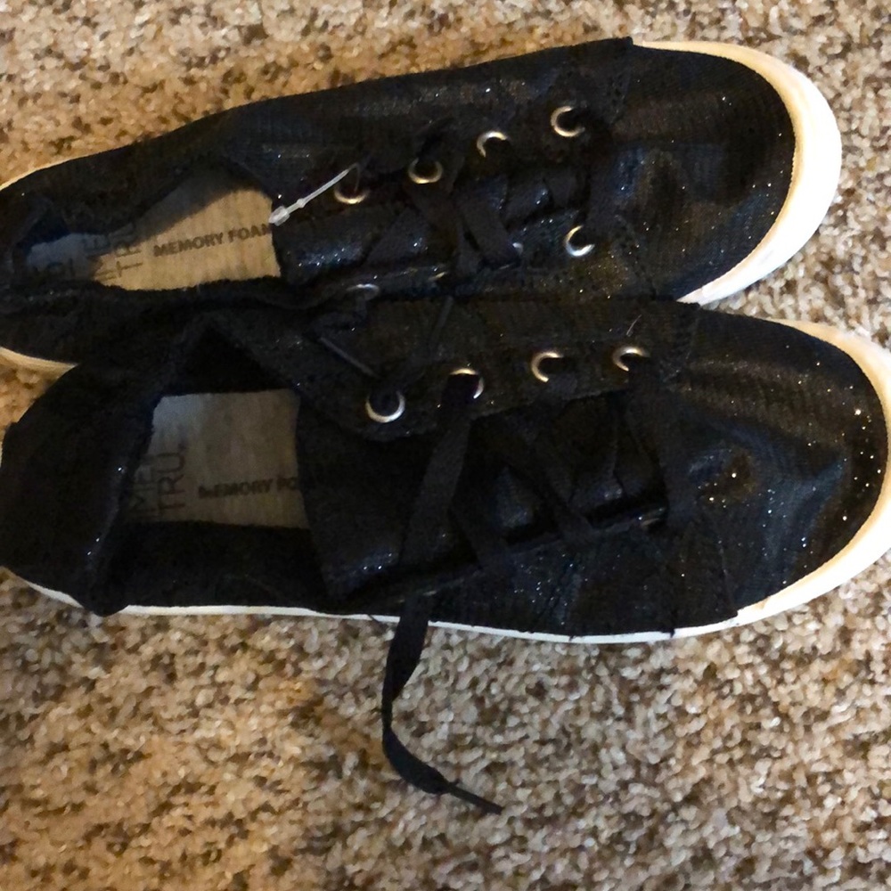 Shoes women’s